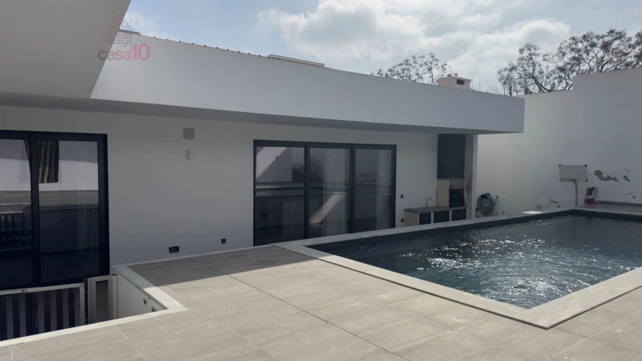 Moradia T4 para Venda em Beja (Santiago Maior e São João Baptista) Foto 7