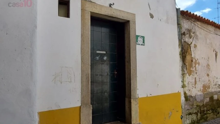 Loja para Venda em Beja (Santiago Maior e São João Baptista)
