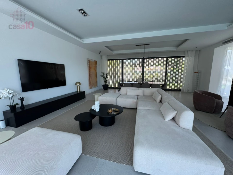 Moradia T5 para Venda em Albufeira e Olhos de Água Foto 6