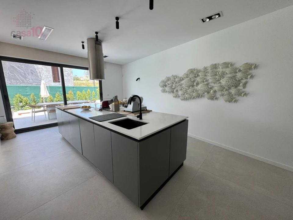 Moradia T5 para Venda em Albufeira e Olhos de Água Foto 10