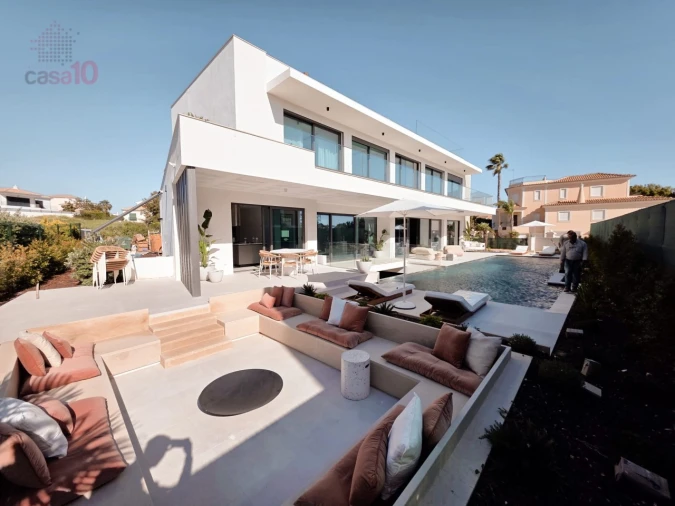 Moradia T5 para Venda em Albufeira e Olhos de Água Foto 4