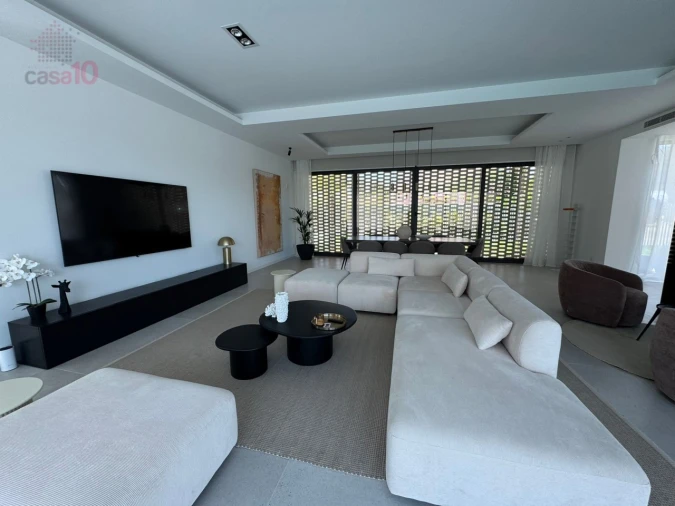 Moradia T5 para Venda em Albufeira e Olhos de Água Foto 6