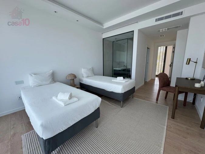 Moradia T5 para Venda em Albufeira e Olhos de Água Foto 14