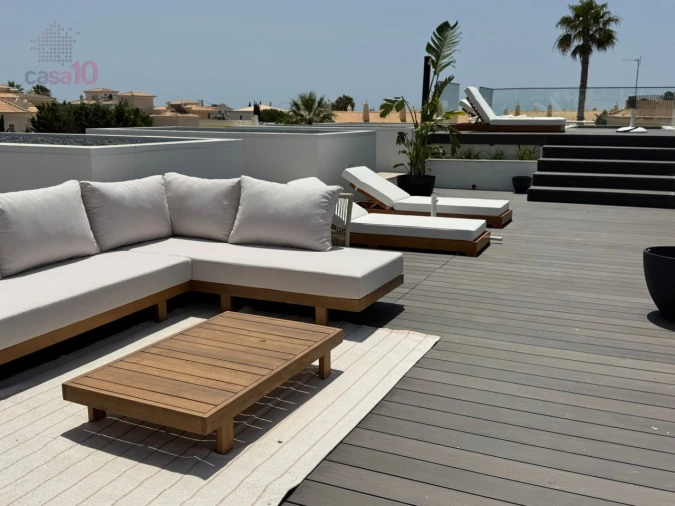 Moradia T5 para Venda em Albufeira e Olhos de Água Foto 27