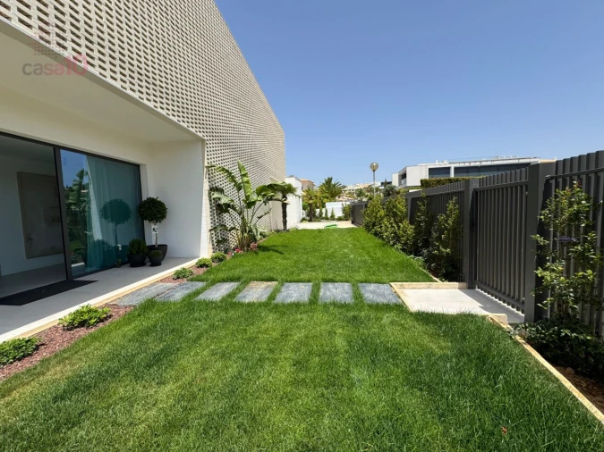 Moradia T5 para Venda em Albufeira e Olhos de Água Foto 32