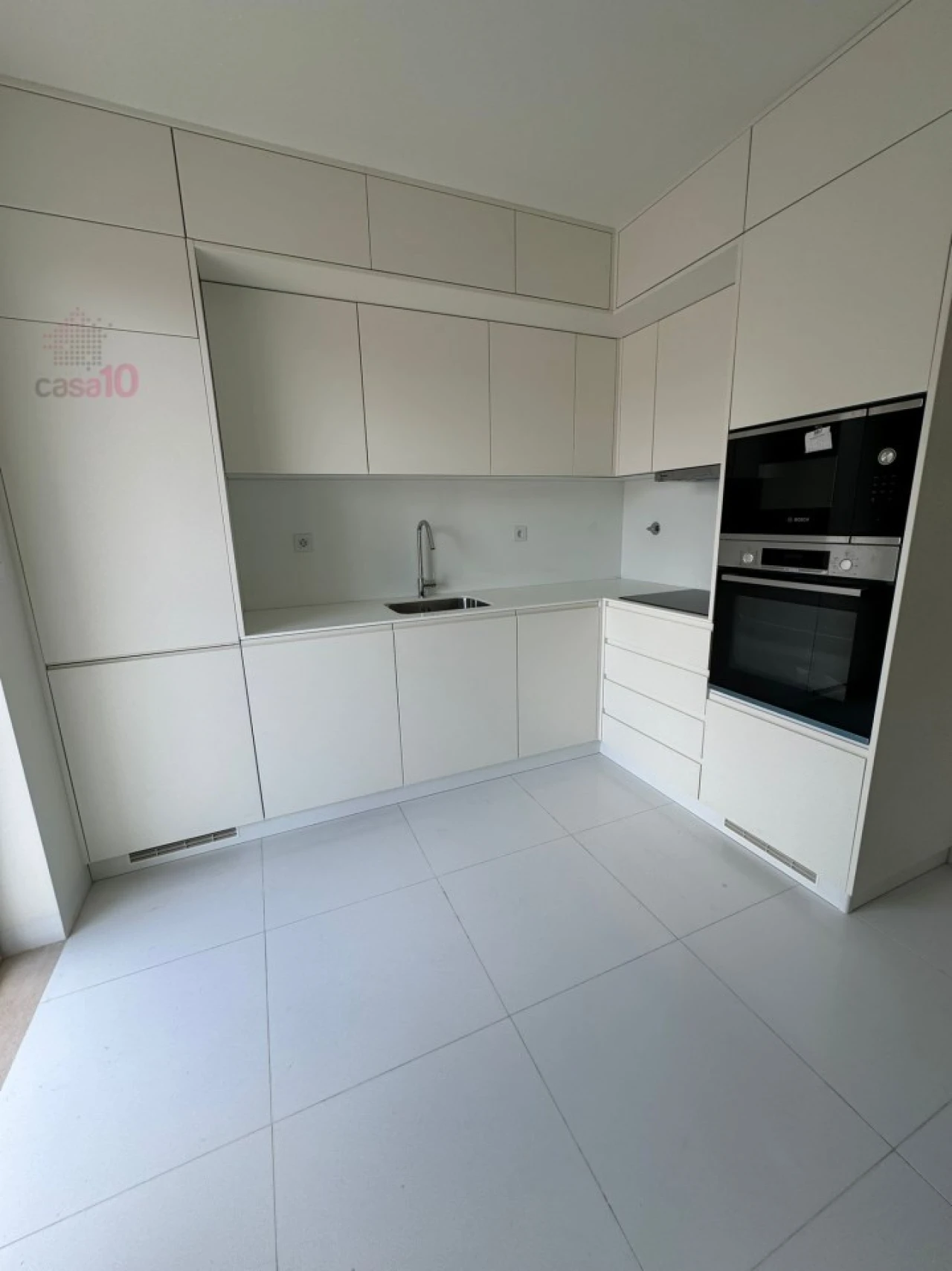 Apartamento T2 para Venda em Areeiro Foto 6