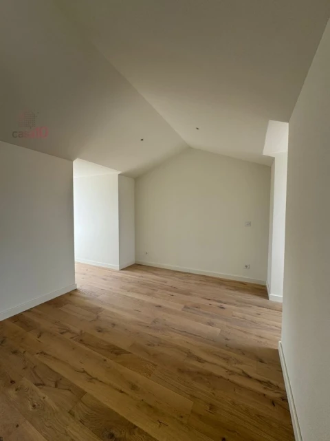 Apartamento T2 para Venda em Areeiro