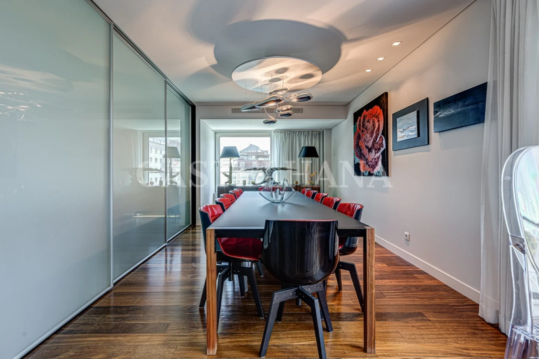 Apartamento T6 para Venda em Avenidas Novas Foto 17