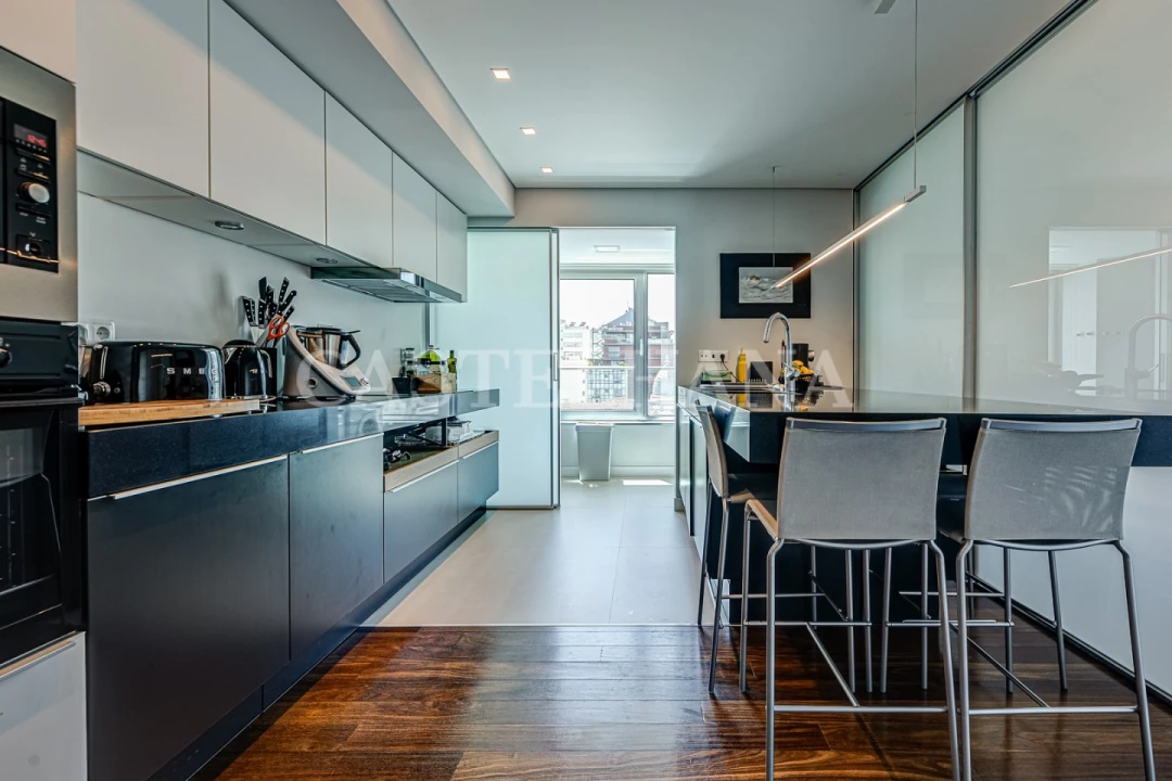 Apartamento T6 para Venda em Avenidas Novas Foto 26