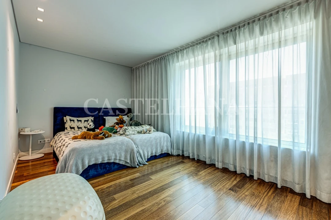 Apartamento T6 para Venda em Avenidas Novas Foto 54