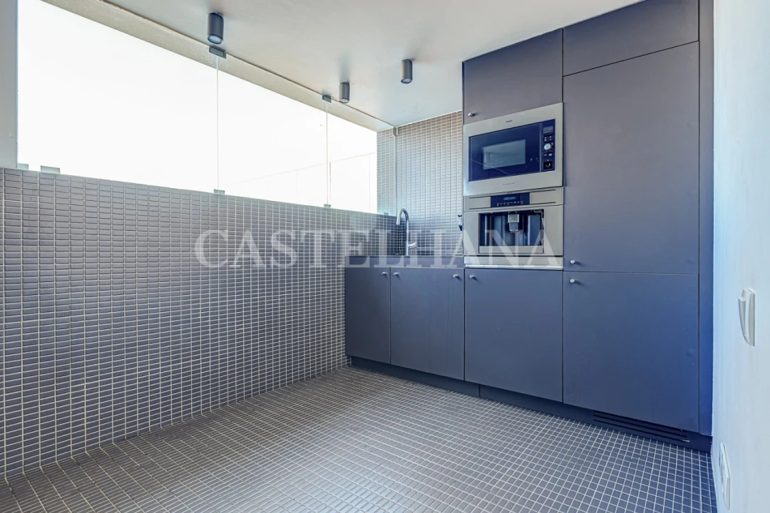 Apartamento T6 para Venda em Avenidas Novas Foto 77