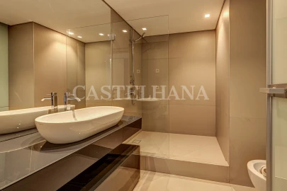 Apartamento T6 para Venda em Avenidas Novas