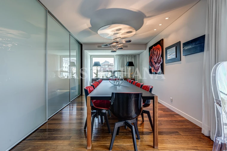 Apartamento T6 para Venda em Avenidas Novas Foto 17