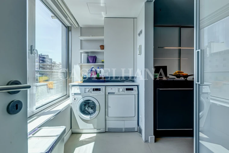 Apartamento T6 para Venda em Avenidas Novas Foto 29