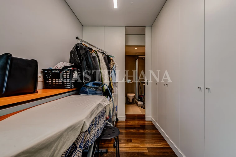 Apartamento T6 para Venda em Avenidas Novas Foto 30
