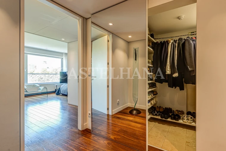 Apartamento T6 para Venda em Avenidas Novas Foto 56