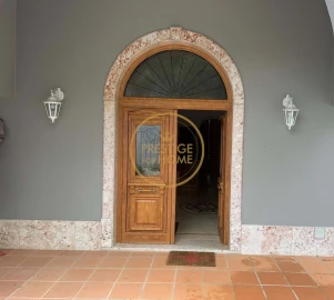 Moradia T4 para Venda em Loule (São Clemente)
