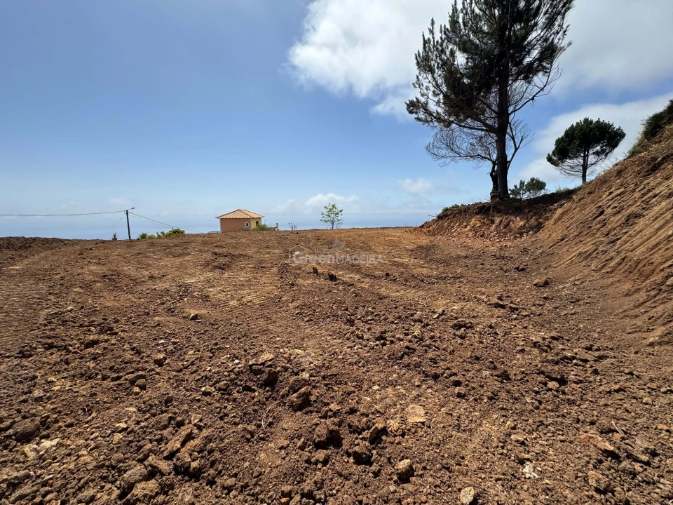 Terreno para Venda em Fajã da Ovelha Foto 13