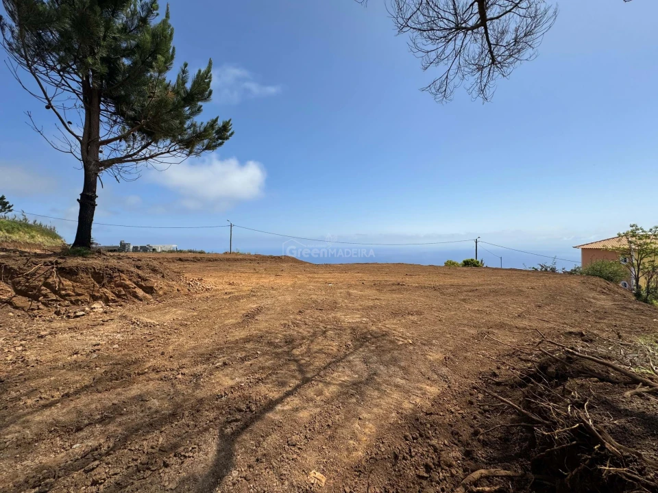 Terreno para Venda em Fajã da Ovelha Foto 9