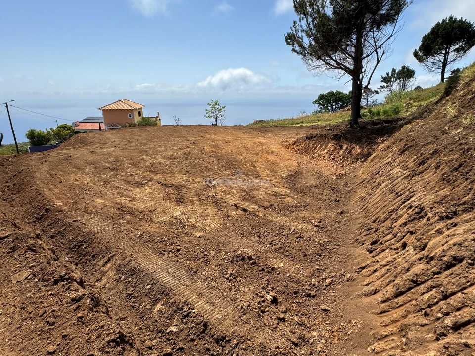 Terreno para Venda em Fajã da Ovelha Foto 8