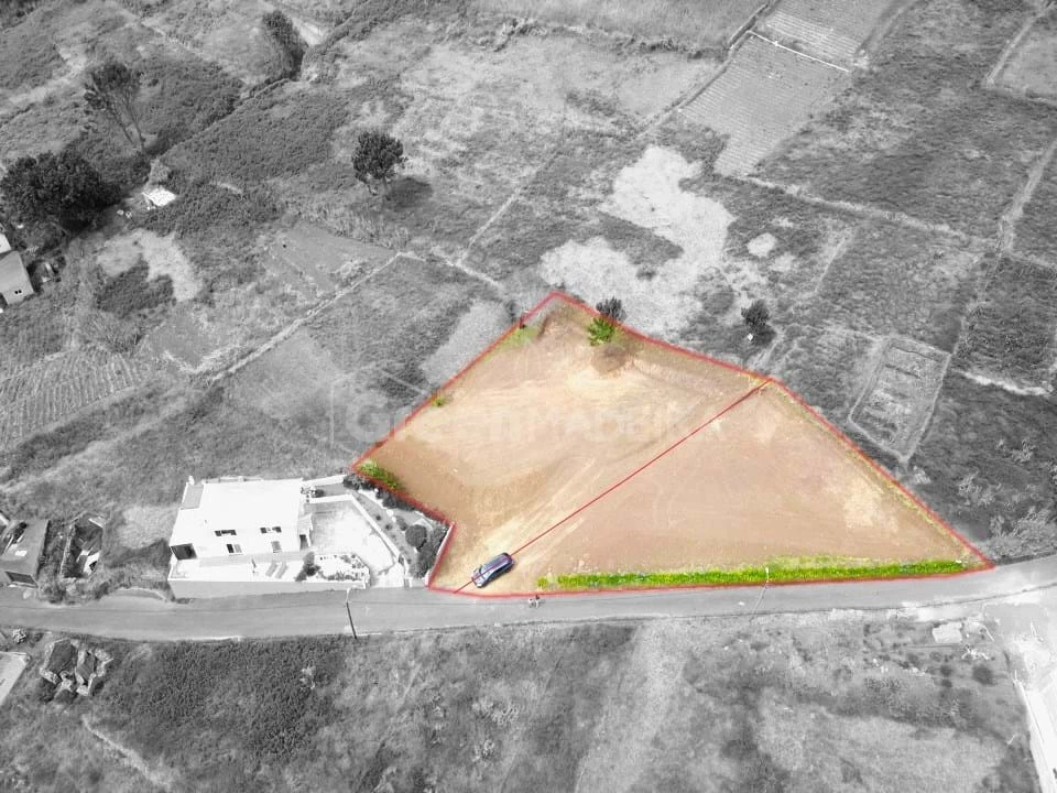 Terreno para Venda em Fajã da Ovelha Foto 4