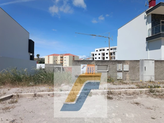 Terreno para Venda em Lourinhã e Atalaia Foto 1