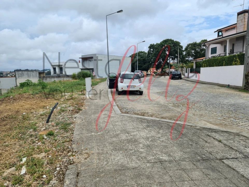 Terreno para Venda em Gondomar (São Cosme), Valbom e Jovim Foto 4