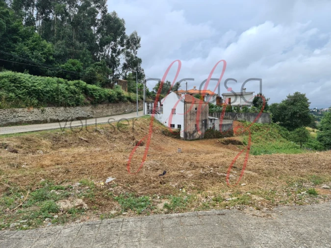 Terreno para Venda em Gondomar (São Cosme), Valbom e Jovim Foto 1