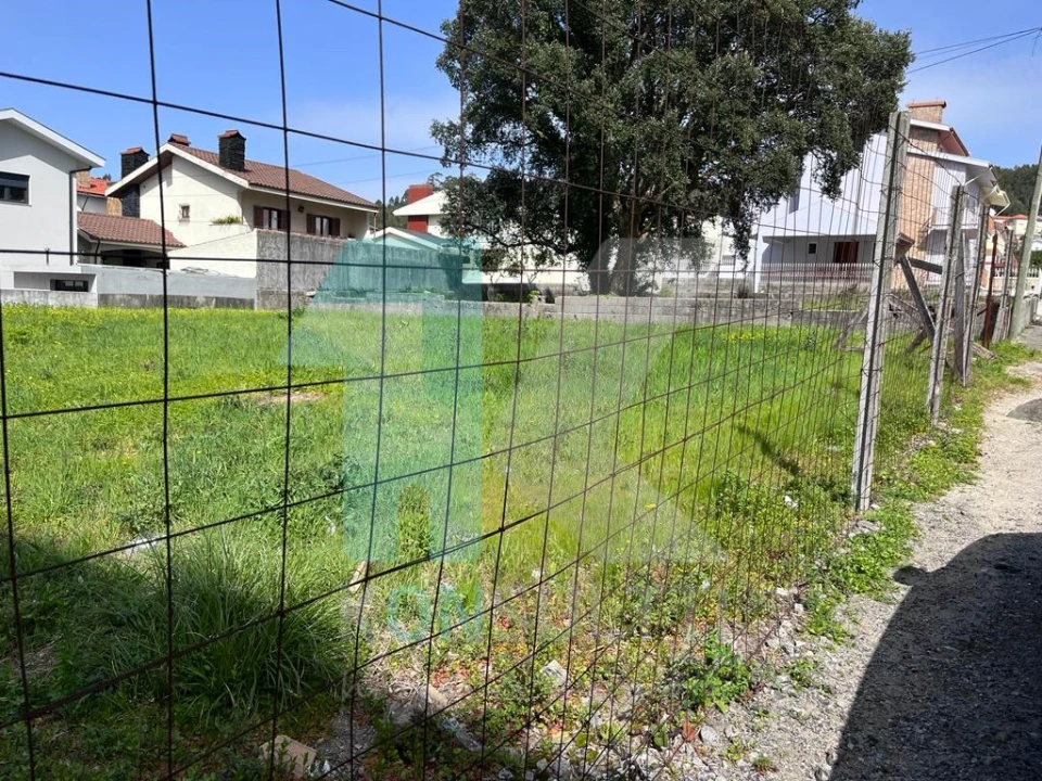 Terreno para Venda em Santa Marinha e São Pedro da Afurada Foto 6