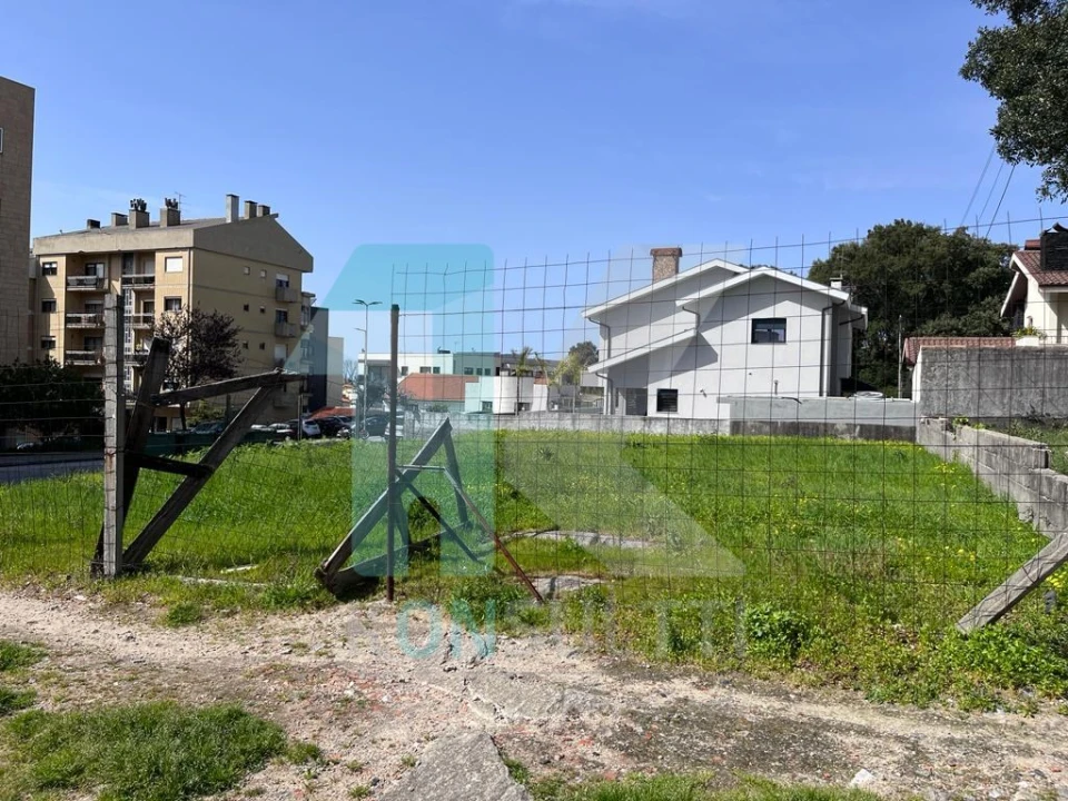 Terreno para Venda em Santa Marinha e São Pedro da Afurada Foto 7