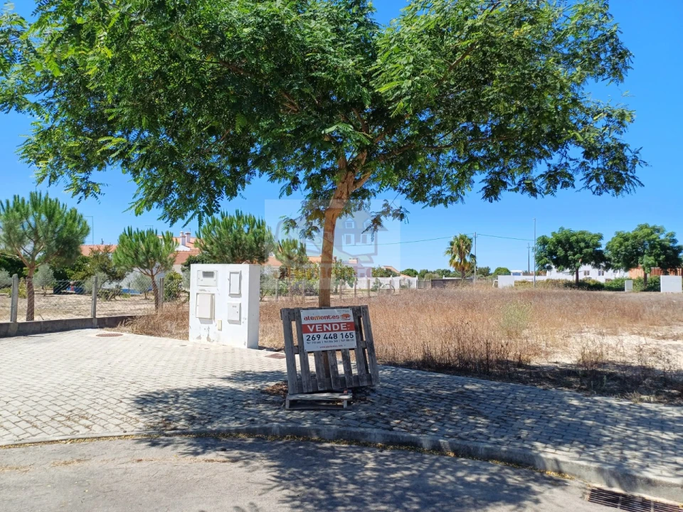 Terreno para Venda em Melides Foto 1