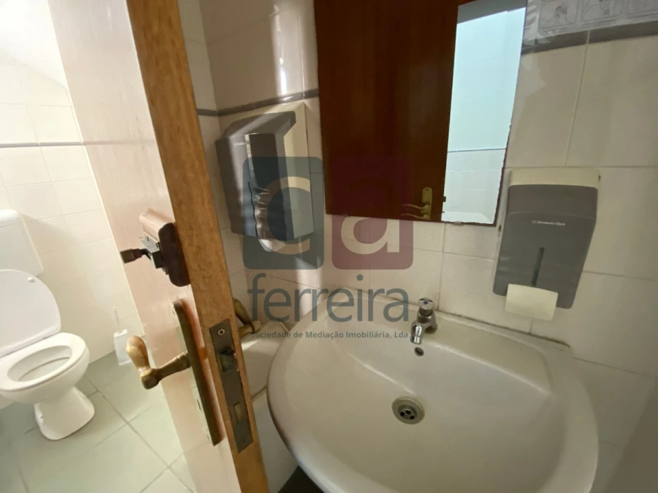 Negócio para Venda em Alpiarça Foto 31