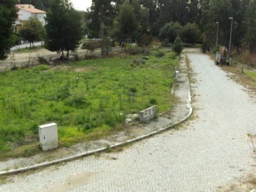 Terreno para Venda em Palmeira de Faro e Curvos