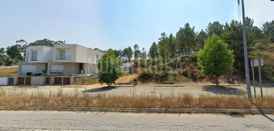 Terreno para Venda em Pousa Foto 5