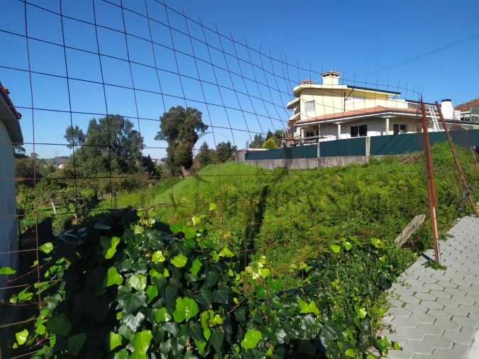 Terreno para Venda em Sandim, Olival, Lever e Crestuma Foto 2