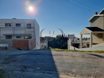 Terreno para Venda em Canelas