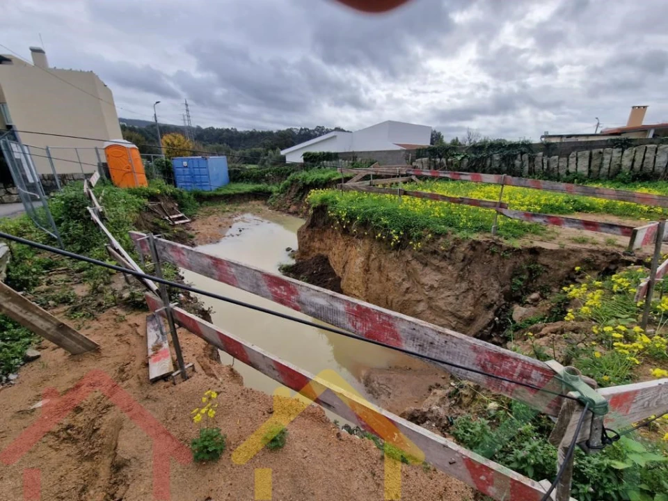 Terreno para Venda em Mafamude e Vilar do Paraíso Foto 16