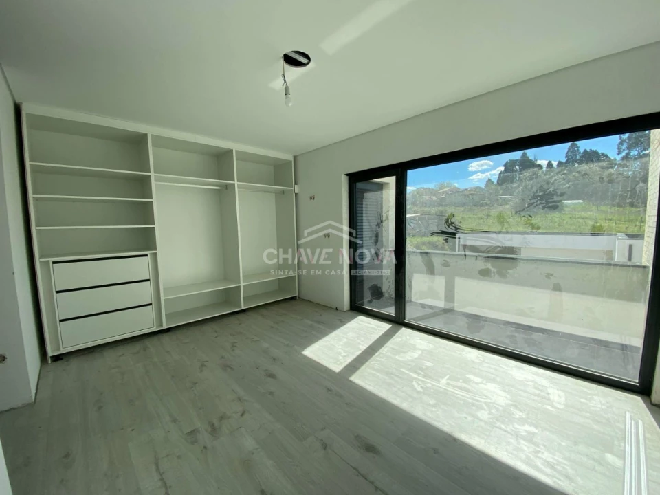 Moradia T4 para Venda em Arcos e Mogofores Foto 10