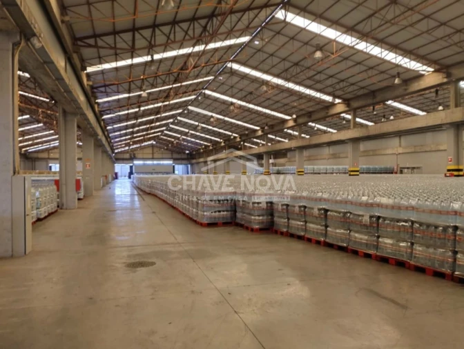 Armazém para Arrendamento em Setubal (São Sebastião) Foto 1