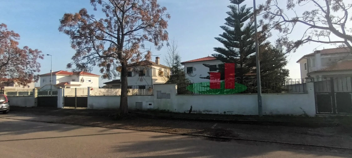 Terreno para Venda em Sepins e Bolho Foto 3