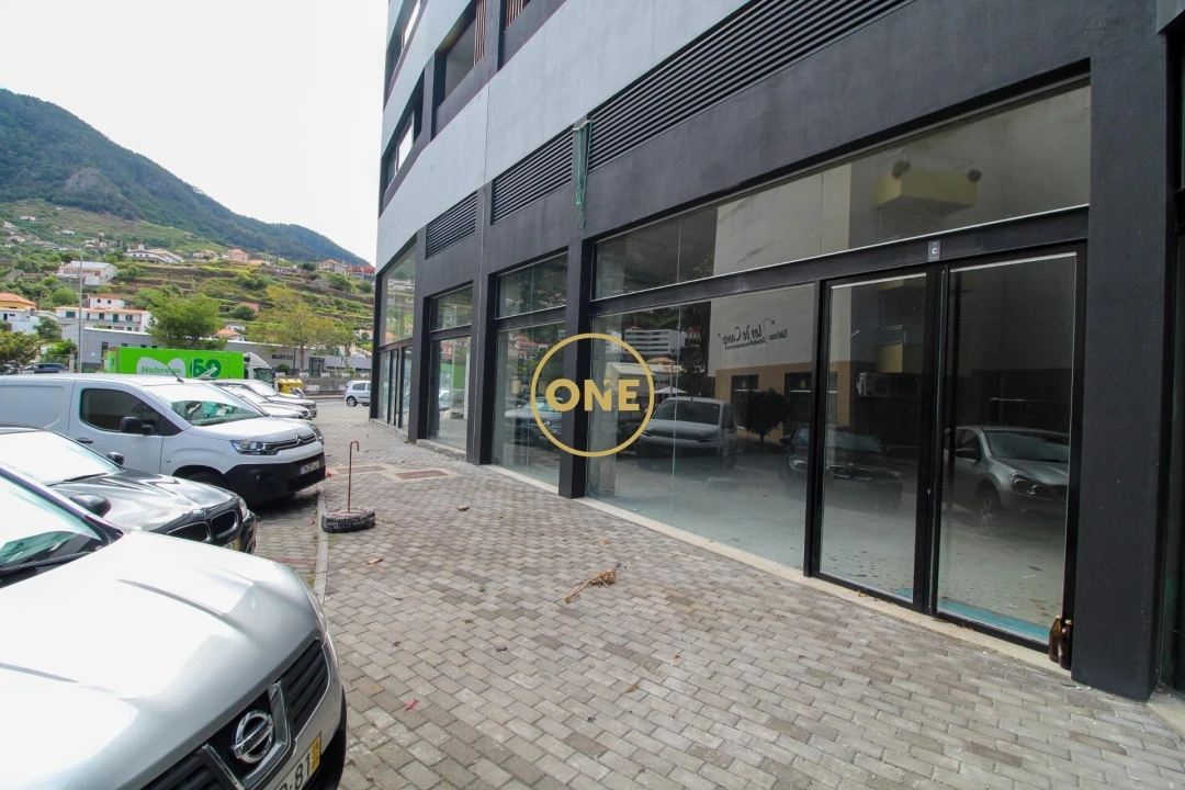 Loja para Venda em Machico Foto 2