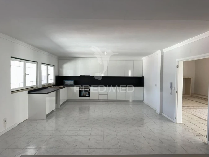 Moradia T5 para Venda em Guia, Ilha e Mata Mourisca Foto 12