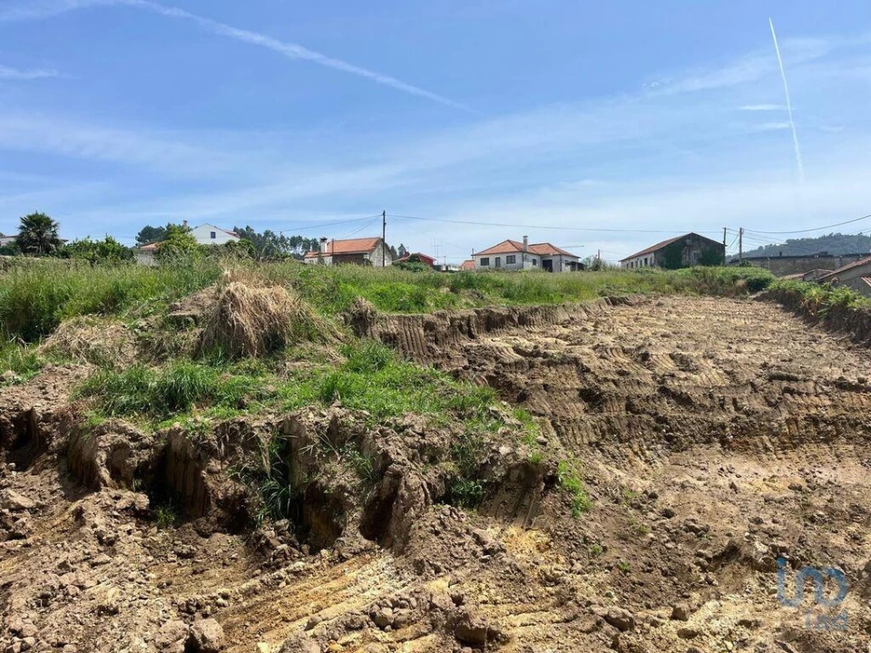 Moradia T3 para Venda em Antas Foto 12