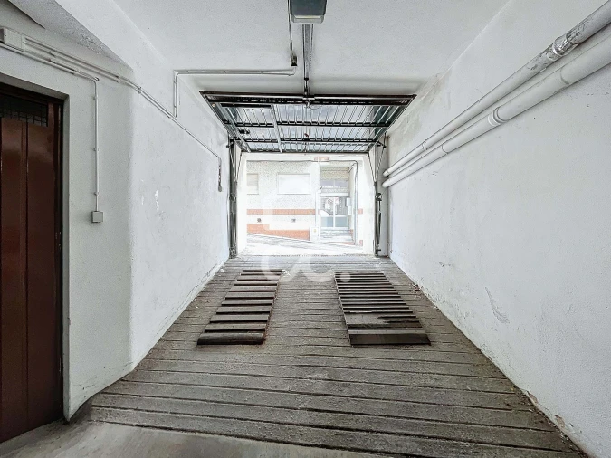 Garagem para Venda em Caldas da Rainha - Santo Onofre e Serra do Bouro Foto 3
