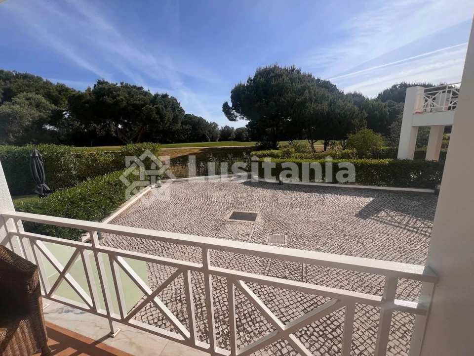 Apartamento T2 para Venda em Quarteira Foto 2