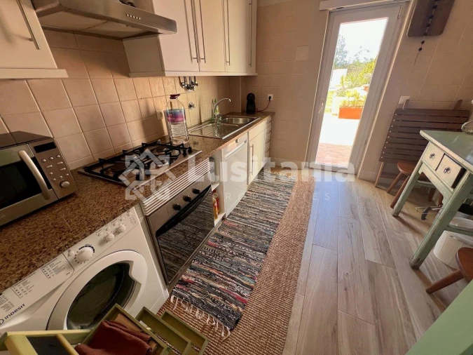 Apartamento T2 para Venda em Quarteira Foto 4