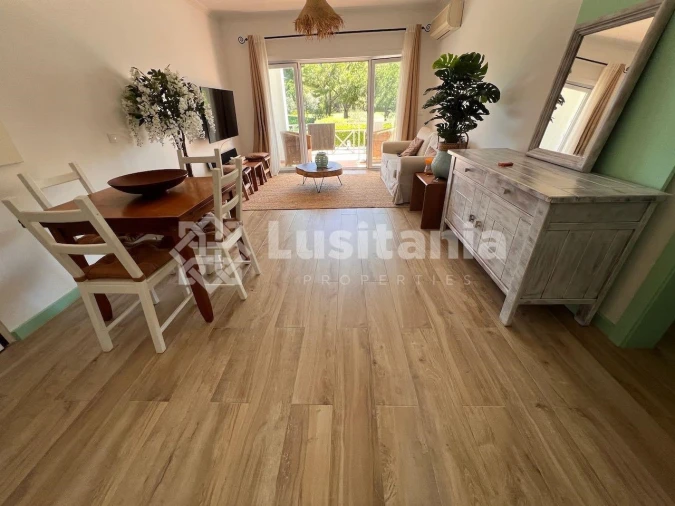 Apartamento T2 para Venda em Quarteira Foto 7