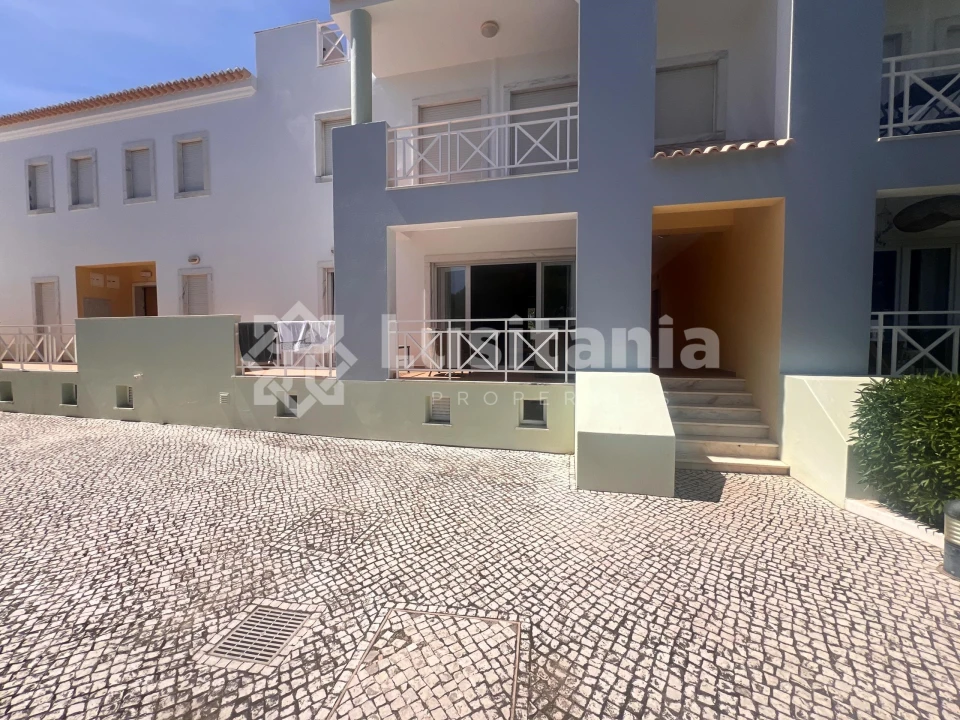 Apartamento T2 para Venda em Quarteira Foto 1