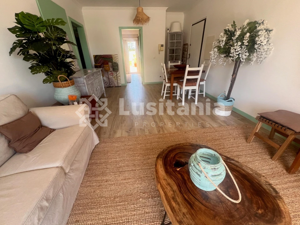 Apartamento T2 para Venda em Quarteira Foto 6