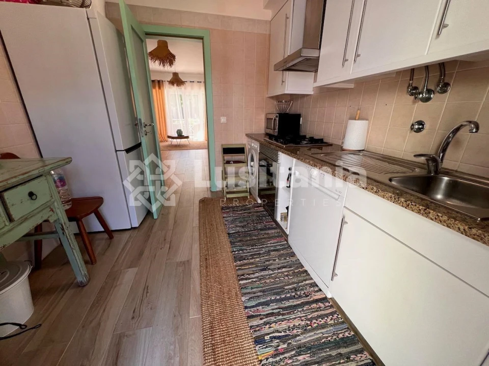 Apartamento T2 para Venda em Quarteira Foto 5